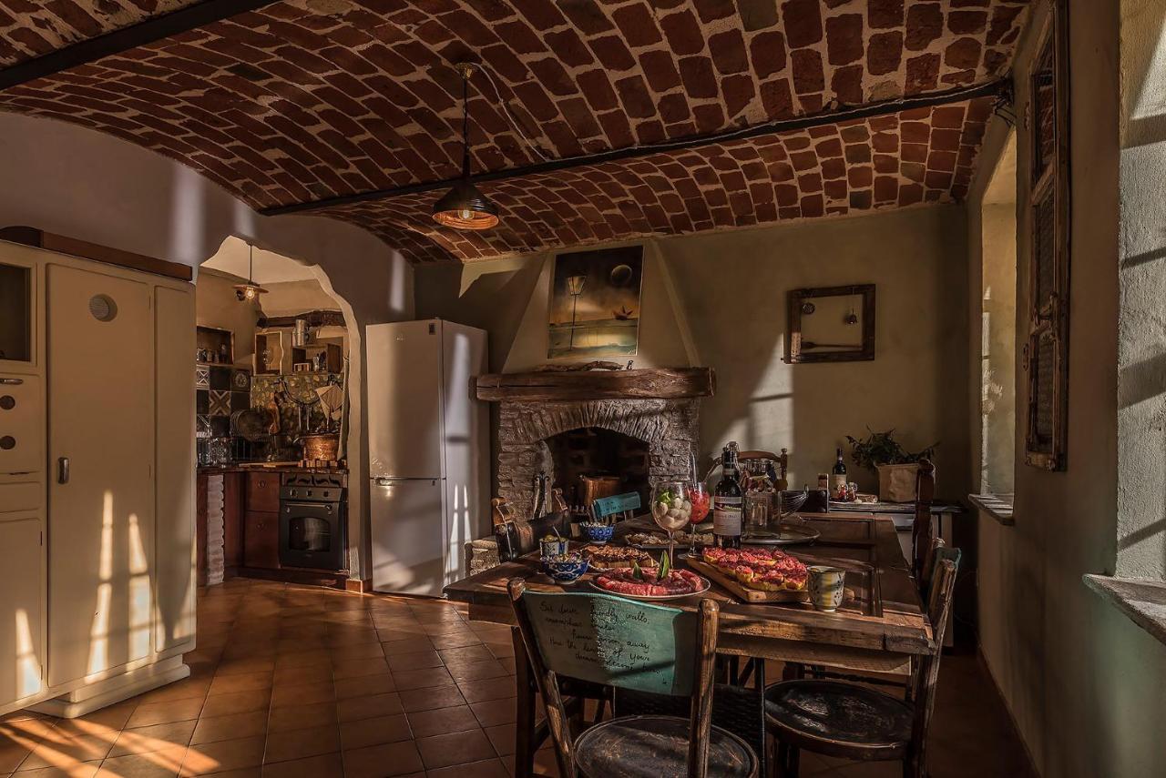 Вилла Casa Delle Foglie Sussurranti Асти Экстерьер фото