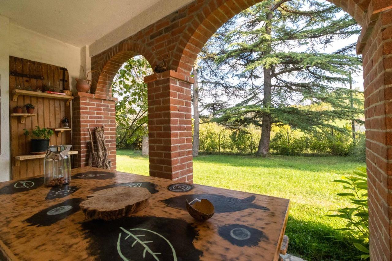 Вилла Casa Delle Foglie Sussurranti Асти Экстерьер фото