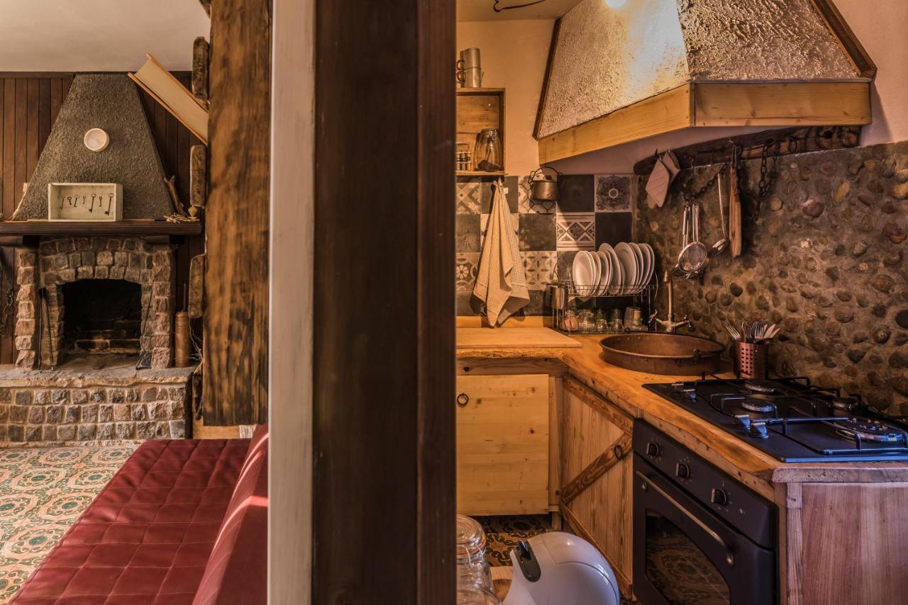 Вилла Casa Delle Foglie Sussurranti Асти Экстерьер фото