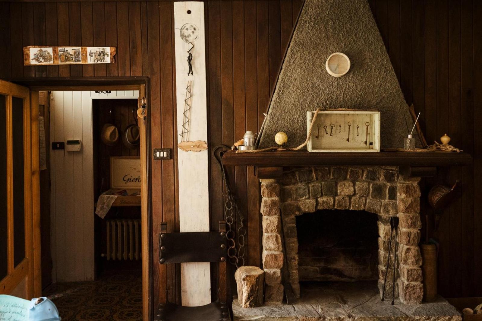 Вилла Casa Delle Foglie Sussurranti Асти Экстерьер фото