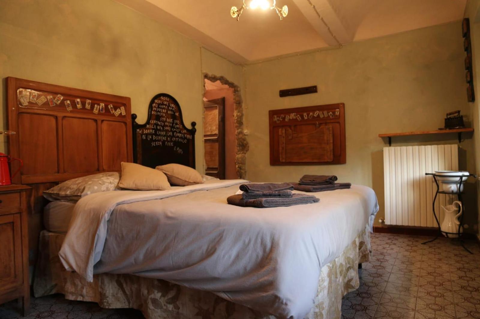 Вилла Casa Delle Foglie Sussurranti Асти Экстерьер фото